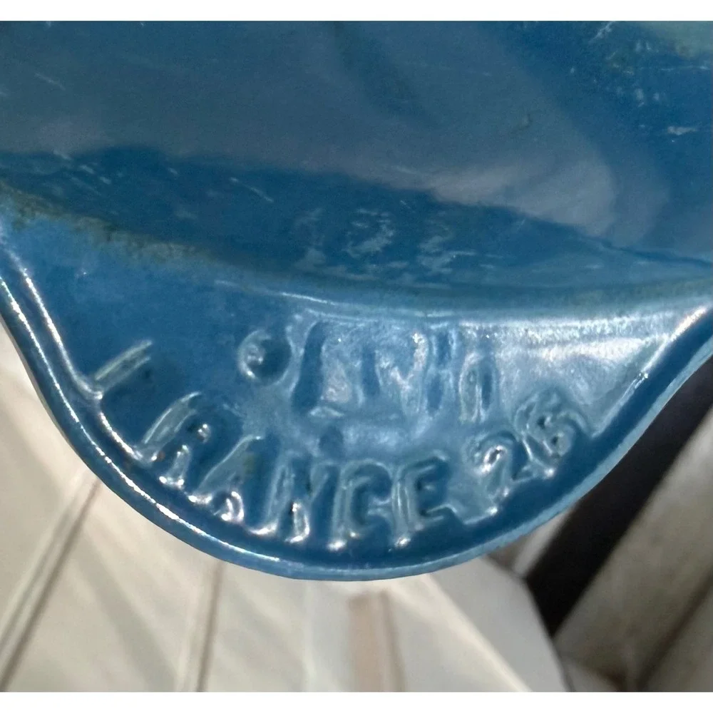 Le Creuset Marseille Blue Enameled Cast Iron Skillet Fry Pan Double Spout 26cm